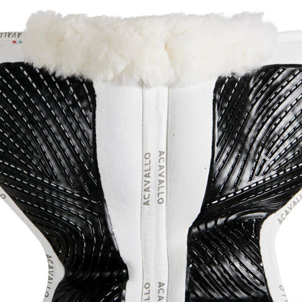 CLOSE CONTACT GEL & MEMORY FOAM 1/2 PAD W/SHEEPSKIN
