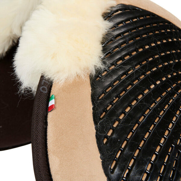 CLOSE CONTACT GEL & MEMORY FOAM 1/2 PAD W/SHEEPSKIN