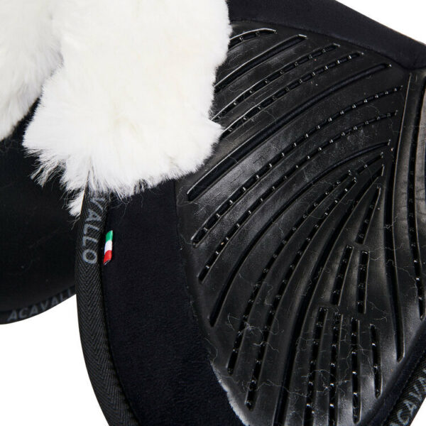 CLOSE CONTACT GEL & MEMORY FOAM 1/2 PAD W/SHEEPSKIN