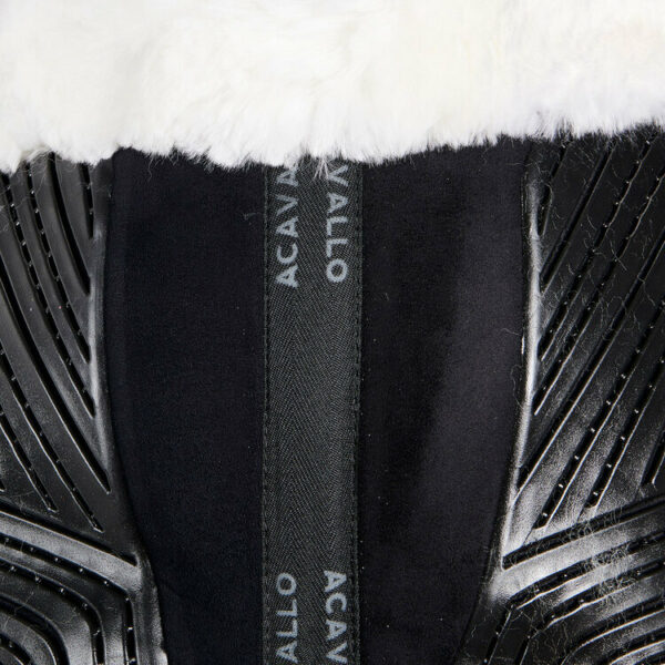 CLOSE CONTACT GEL & MEMORY FOAM 1/2 PAD W/SHEEPSKIN