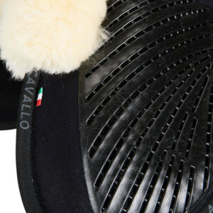 CLOSE CONTACT GEL & MEMORY FOAM 1/2 PAD W/SHEEPSKIN