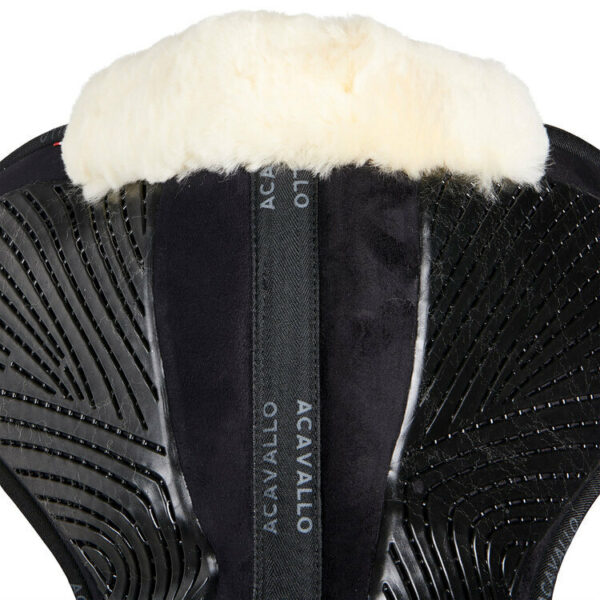 CLOSE CONTACT GEL & MEMORY FOAM 1/2 PAD W/SHEEPSKIN