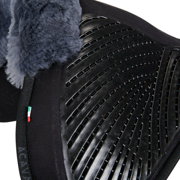 CLOSE CONTACT GEL & MEMORY FOAM 1/2 PAD W/SHEEPSKIN