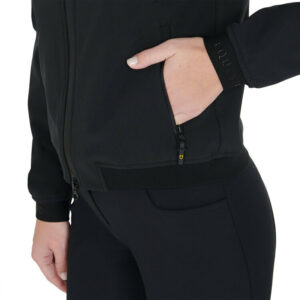 TECHNICAL WOMAN BOMBER