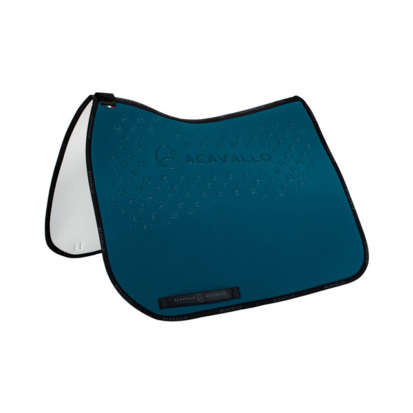 LYCRA DRESSAGE PAD W/GEL GRIP & BAMBOO FIBER UNDERSIDE