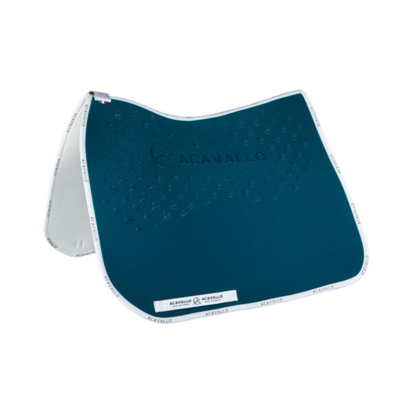 LYCRA DRESSAGE PAD W/GEL GRIP & BAMBOO FIBER UNDERSIDE