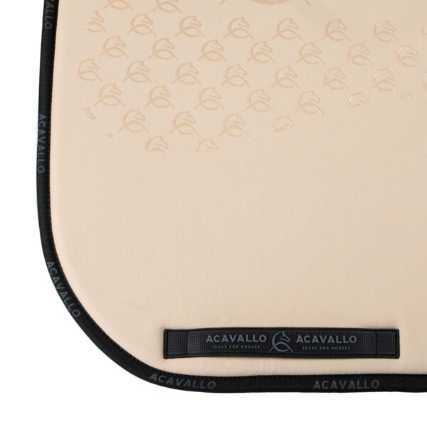 LYCRA DRESSAGE PAD W/GEL GRIP & BAMBOO FIBER UNDERSIDE