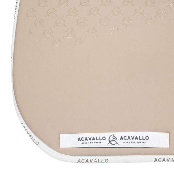 LYCRA DRESSAGE PAD W/GEL GRIP & BAMBOO FIBER UNDERSIDE