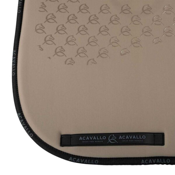 LYCRA DRESSAGE PAD W/GEL GRIP & BAMBOO FIBER UNDERSIDE