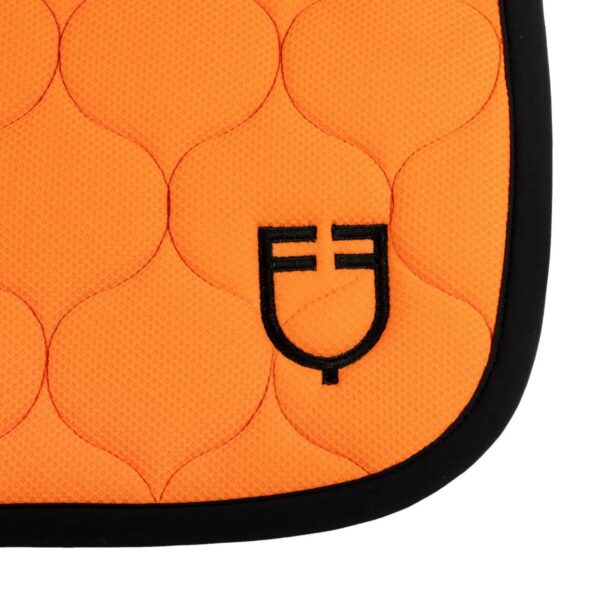 JUMPING SADDLE PAD ONION MESH FABRIC BLACK LINE EDITION