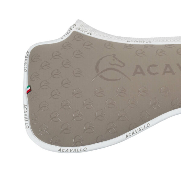 SPINE FREE LYCRA & MEMORY FOAM 1/2 PAD DRESSAGE W/SILICON GRIP & BAMBOO